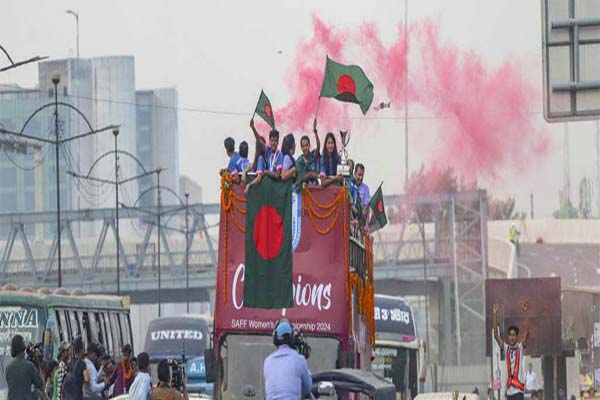 SAFF-Champions-Return-Home